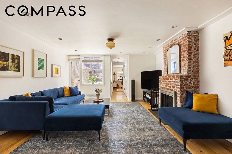 338 Metropolitan Avenue