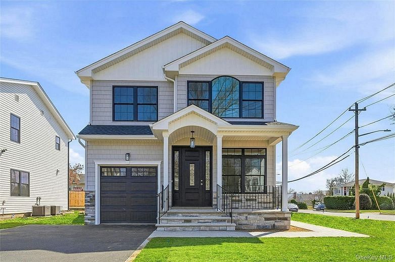 3380 Woodward Avenue