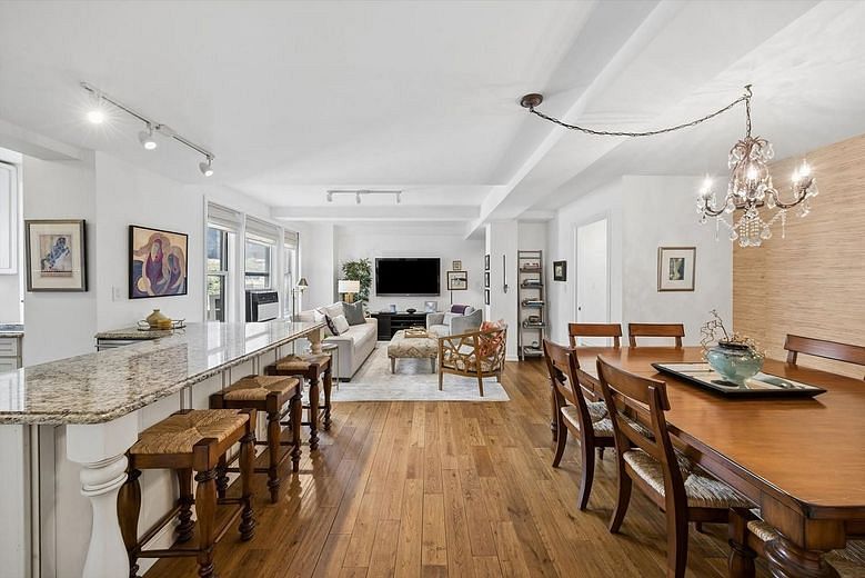 339 East 58th Street #7CD