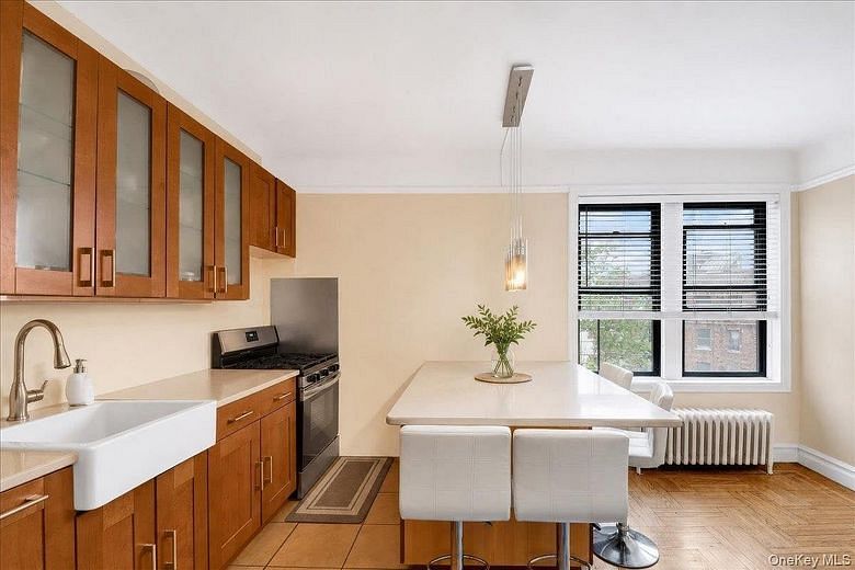 3398 Wayne Avenue #C61