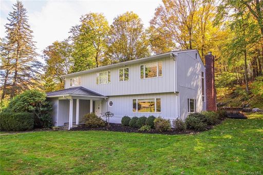 Image 1 of 20 for 414 Roaring Brook Road in Westchester, Chappaqua, NY, 10514