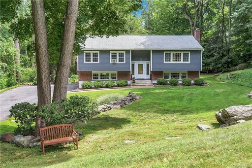 Image 1 of 25 for 52 Lakeside Drive in Westchester, Katonah, NY, 10536