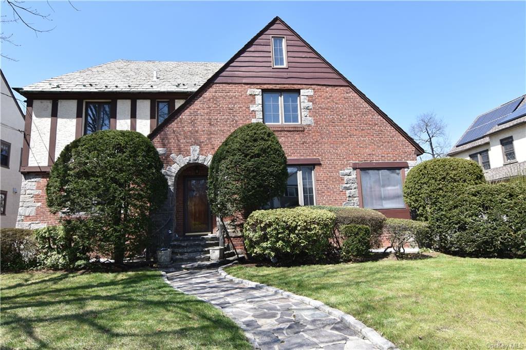 360 Claremont Avenue in Westchester, Mount Vernon, NY 10552