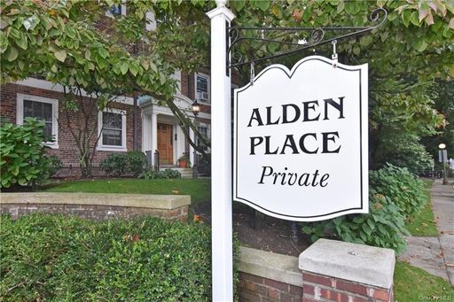 Image 1 of 21 for 15 Alden Place #2F in Westchester, Mount Vernon, NY, 10708
