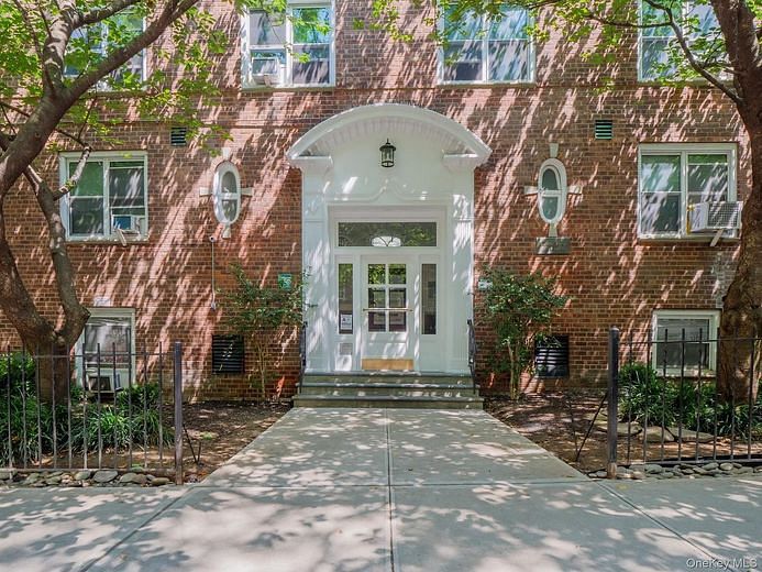 34-15 74 Street 74 Street #4H