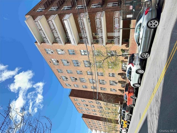 34-20 Parsons Boulevard #LJ