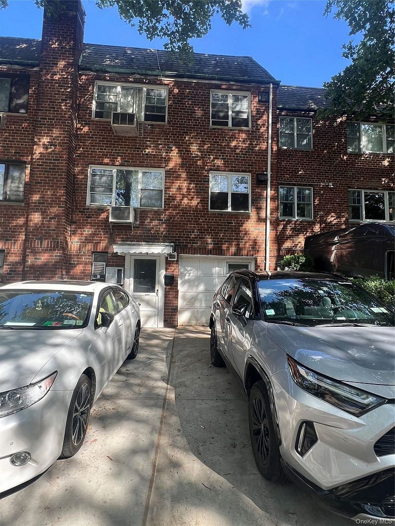 34-25 24 Street