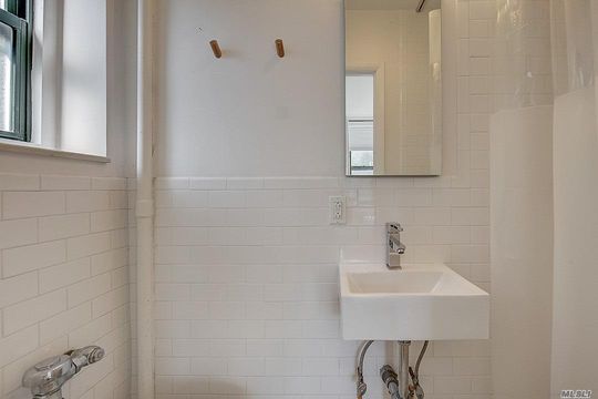 Image 1 of 30 for 34-40 79th Street #5F in Queens, Jackson Heights, NY, 11372