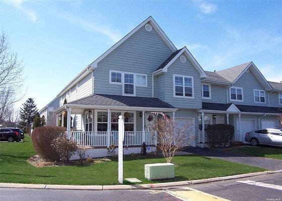 Image 1 of 20 for 34 Fairlawn Drive #34 in Long Island, Central Islip, NY, 11722