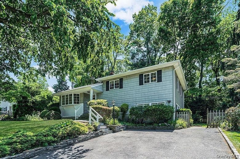 34 Gristmill Lane