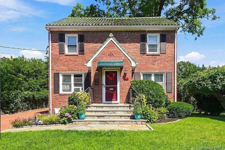 34 Keats Avenue