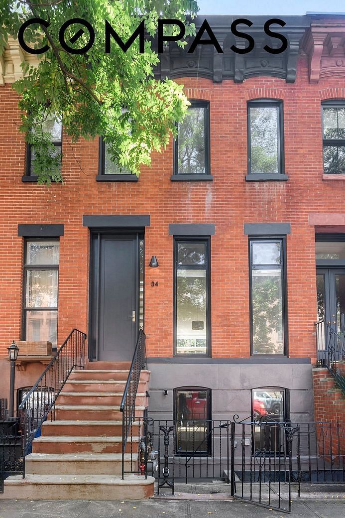 34 Monroe Street