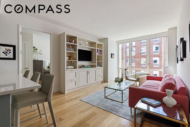 34 North Seventh Street #6F