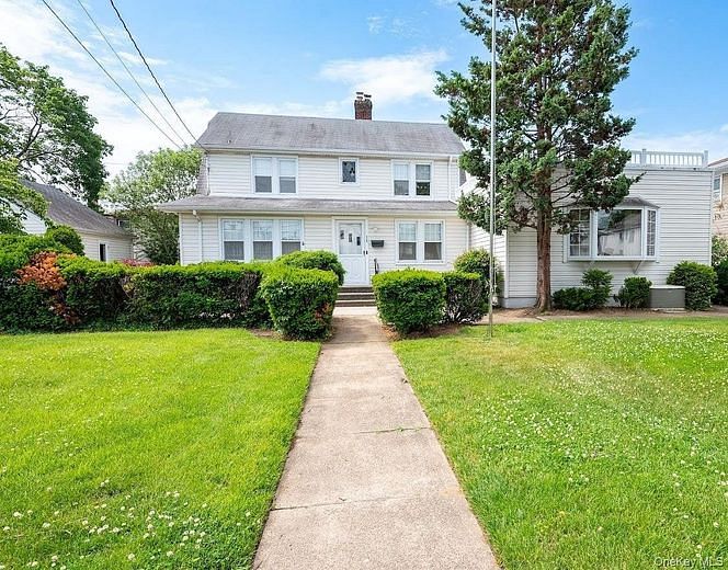 34 Remsen Avenue