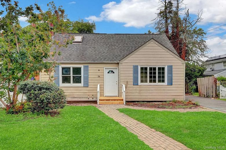 34 Thorburn Avenue