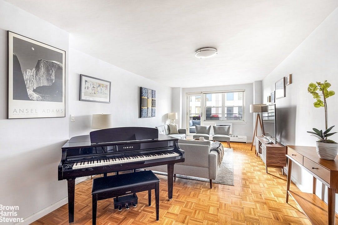 Image 1 of 15 for 340 East 80th Street #21J in Manhattan, New York, NY, 10075