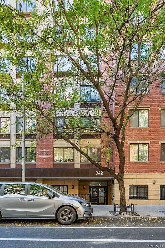 342 E 119 St #1F