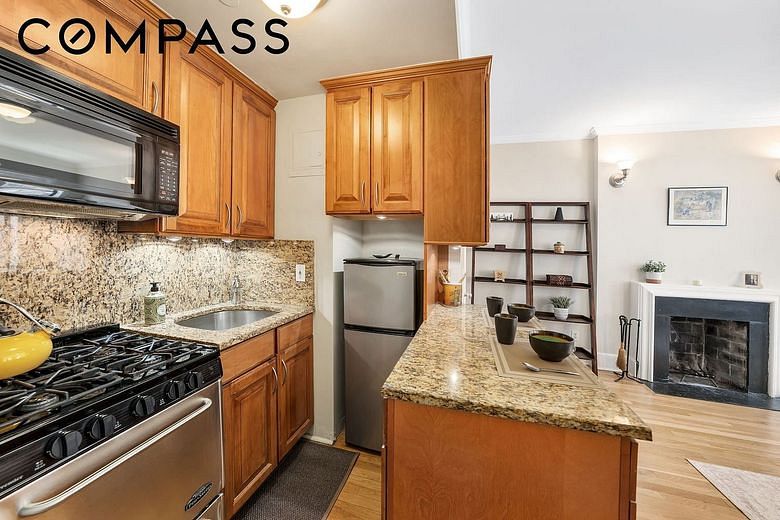 342 East 50th Street #2B