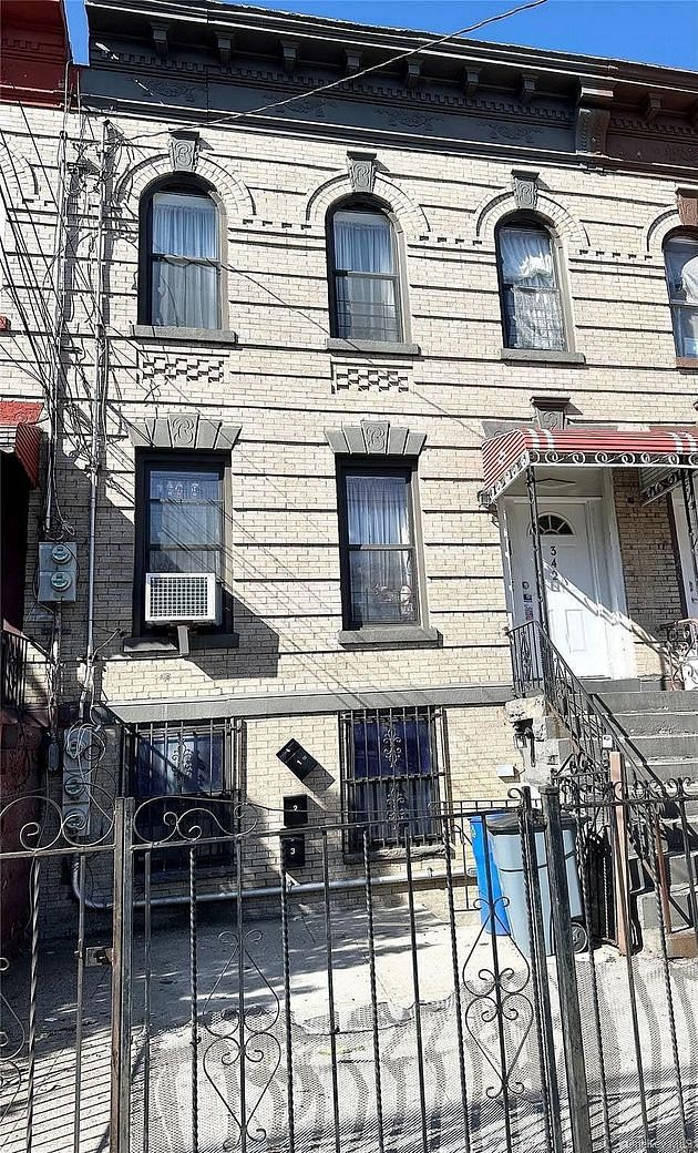 342 Montauk Avenue #2