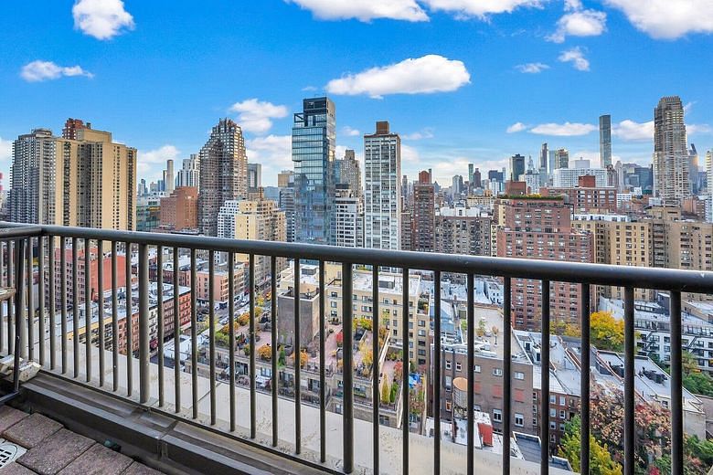 343 East 74th Street #PH34D