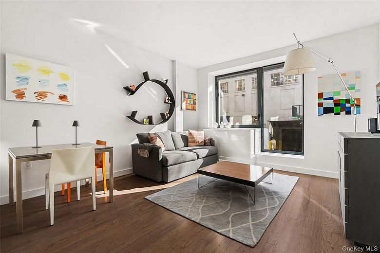 3432 35th Street #2D