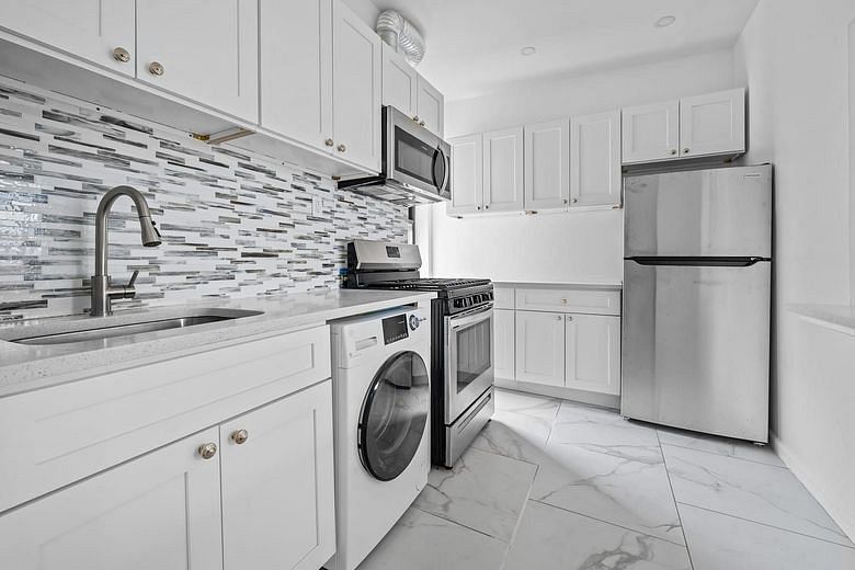 345 Bedford Avenue #F4
