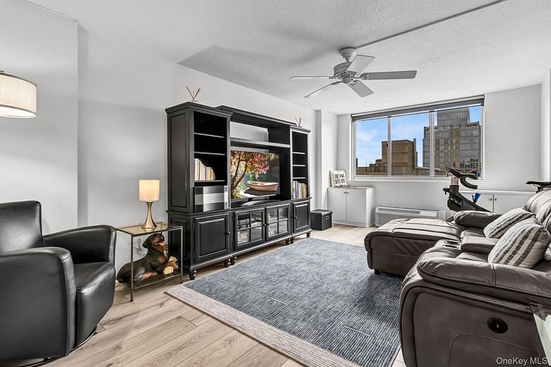 345 E 93rd Street #32G