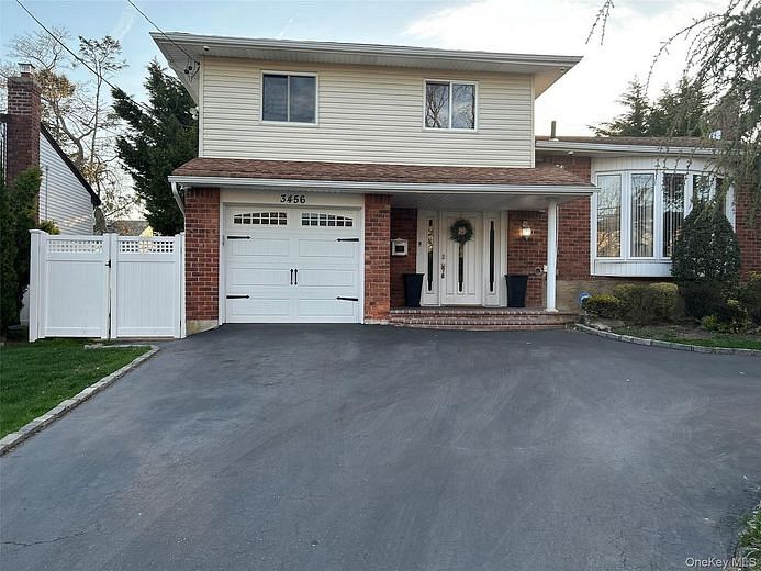 3456 Howard Boulevard