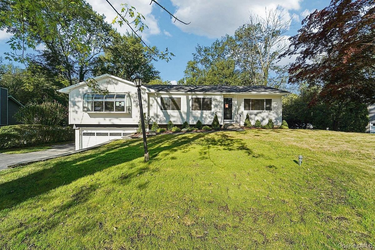 Image 1 of 35 for 3465 Curry Street in Westchester, Yorktown, NY, 10598