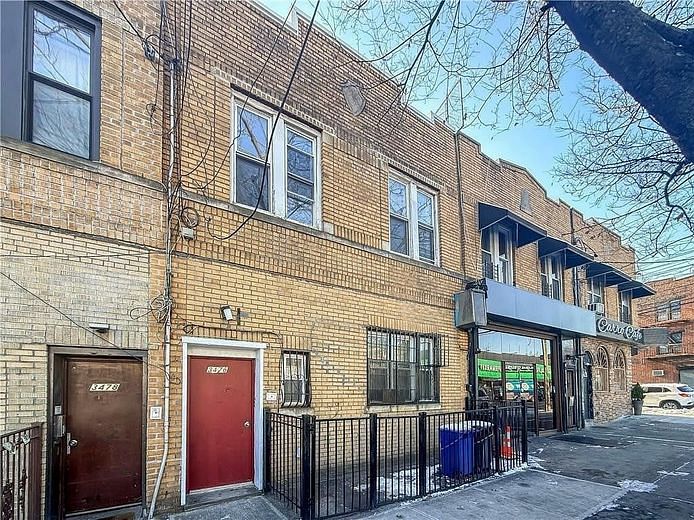 3476 Fulton Street