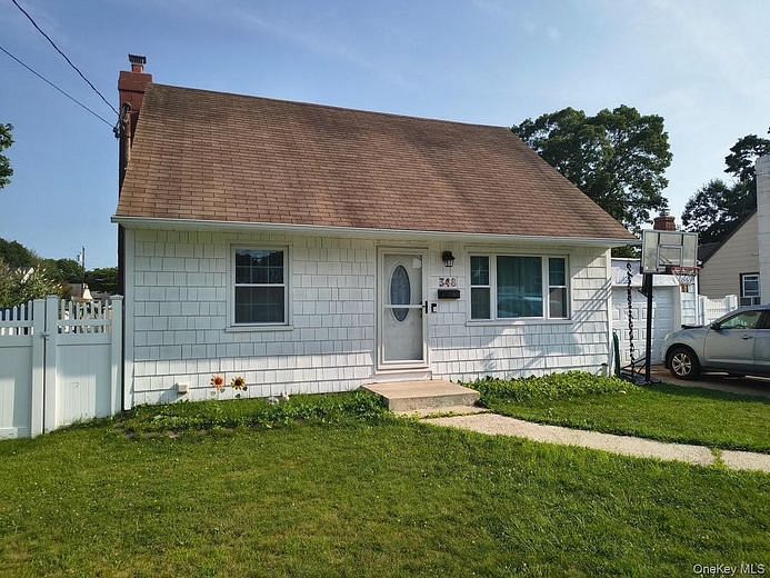 348 Kurzon Road