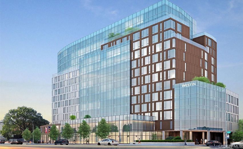 35-32 Leavitt St #PhK