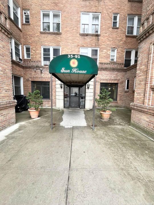 Image 1 of 18 for 35-91 161st Street #6J in Queens, Flushing, NY, 11358