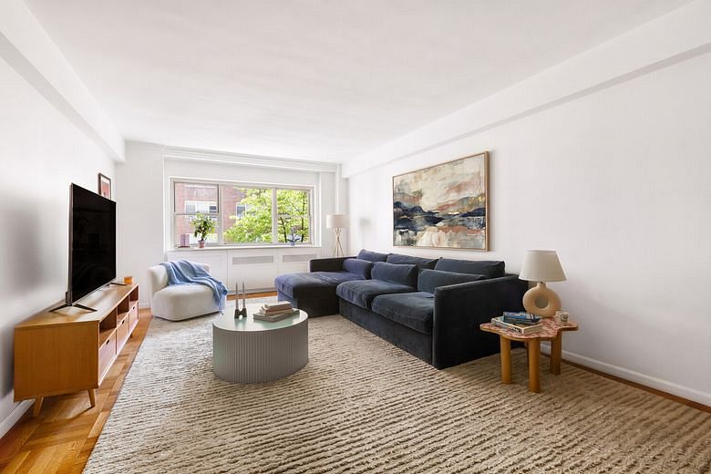 35 Park Avenue #4A