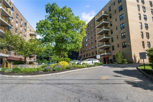 Image 1 of 18 for 35 Stewart Place #201 in Westchester, Mount Kisco, NY, 10549