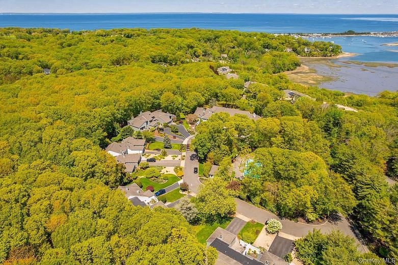 35 Timberline Circle