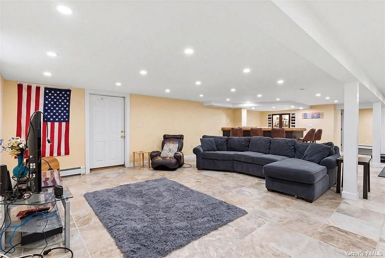 35 Woodvale Drive