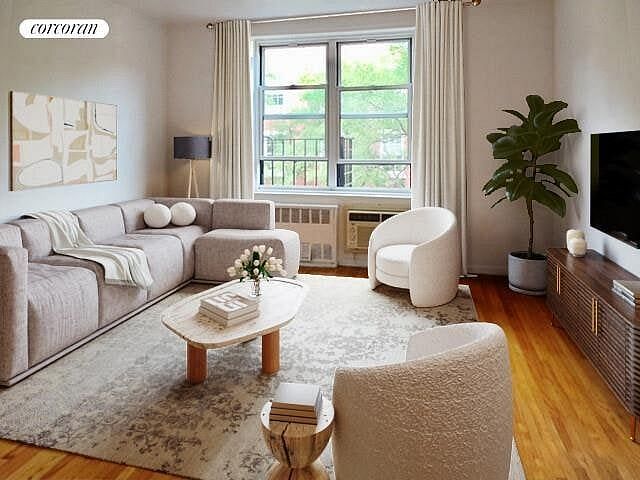 350 Bleecker Street #4F