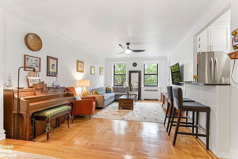 350 Cabrini Boulevard #4B