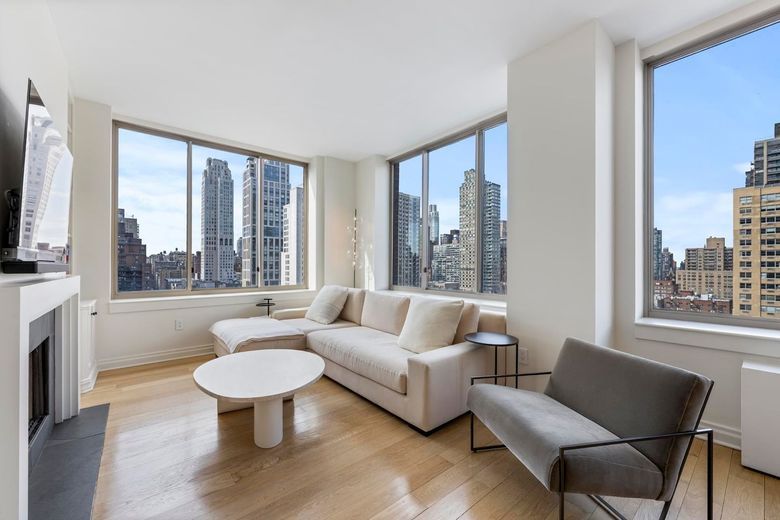 350 East 82nd Street #15A