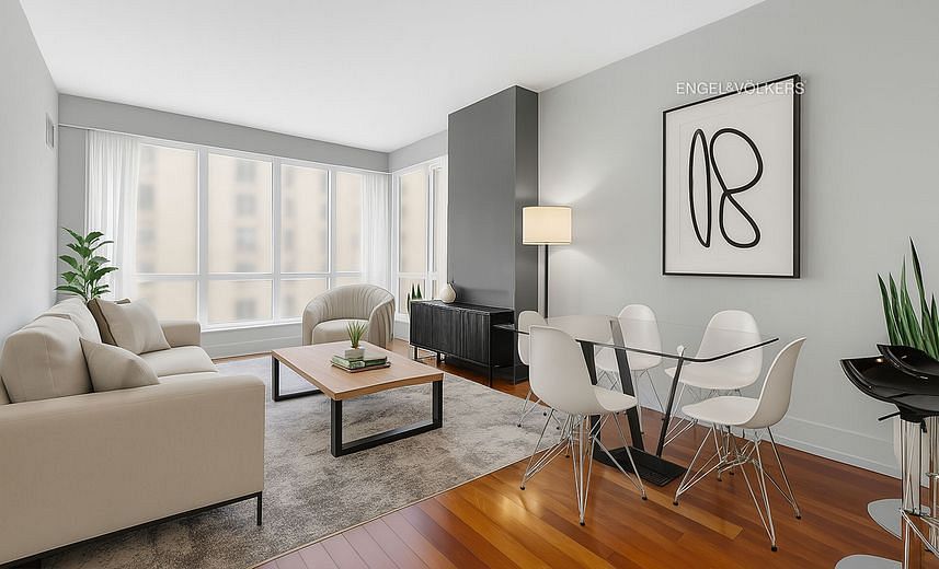 350 West 42nd Street #10D