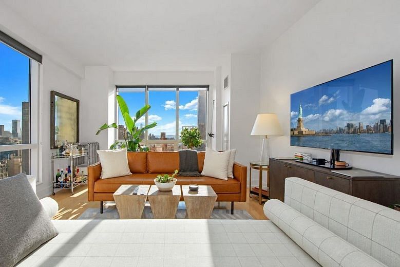 350 West 42nd Street #36E