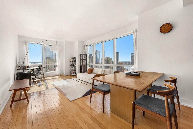 350 West 42nd Street #37H