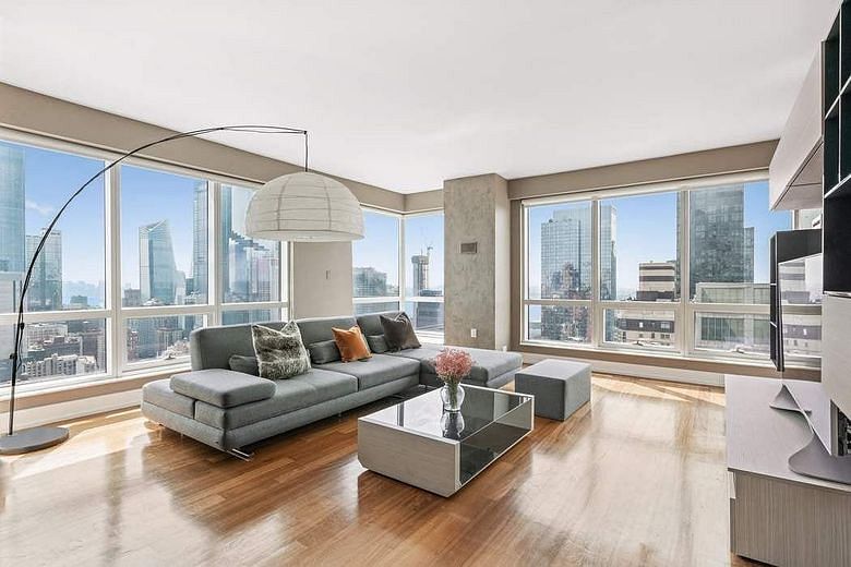 350 West 42nd Street #40A