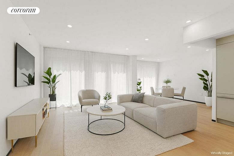 350 West 44th Street #2O5