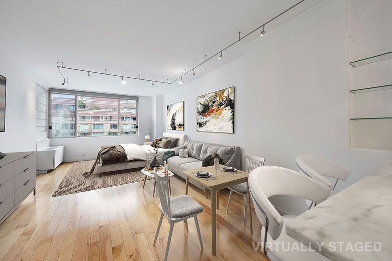 350 West 50th Street #5II