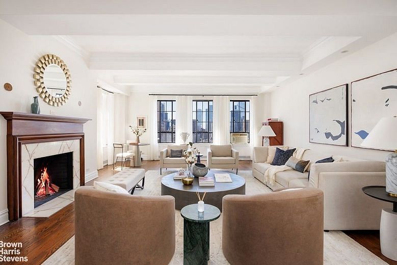 350 West 57th Street #19CD