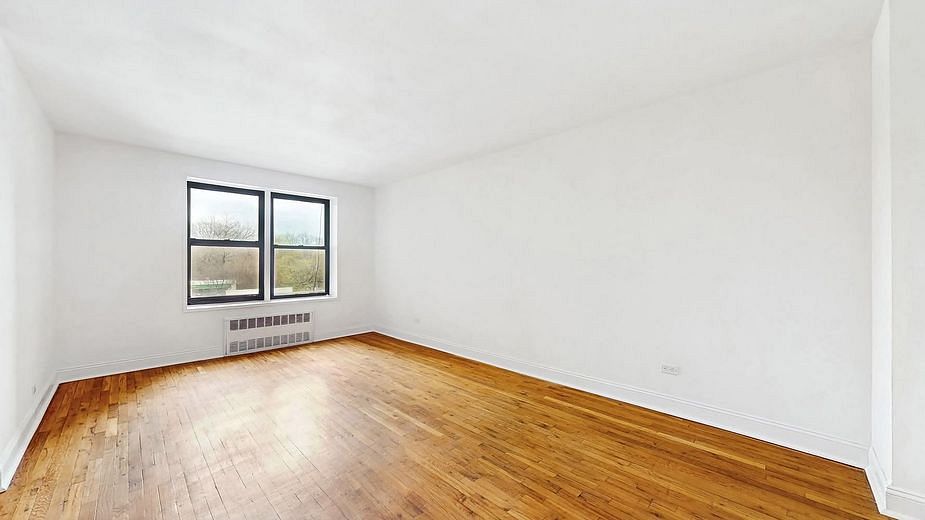 3500 Snyder Avenue #3R