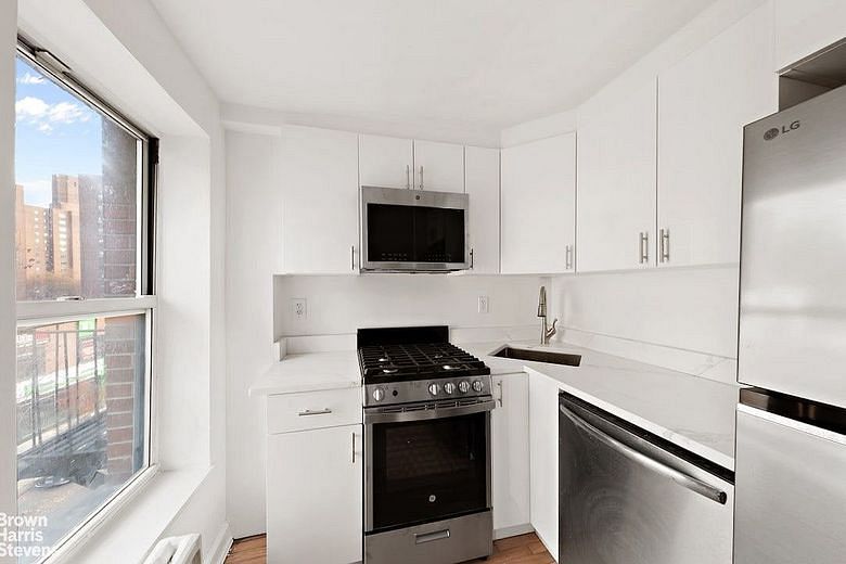 352 East 19th Street #HOUSE