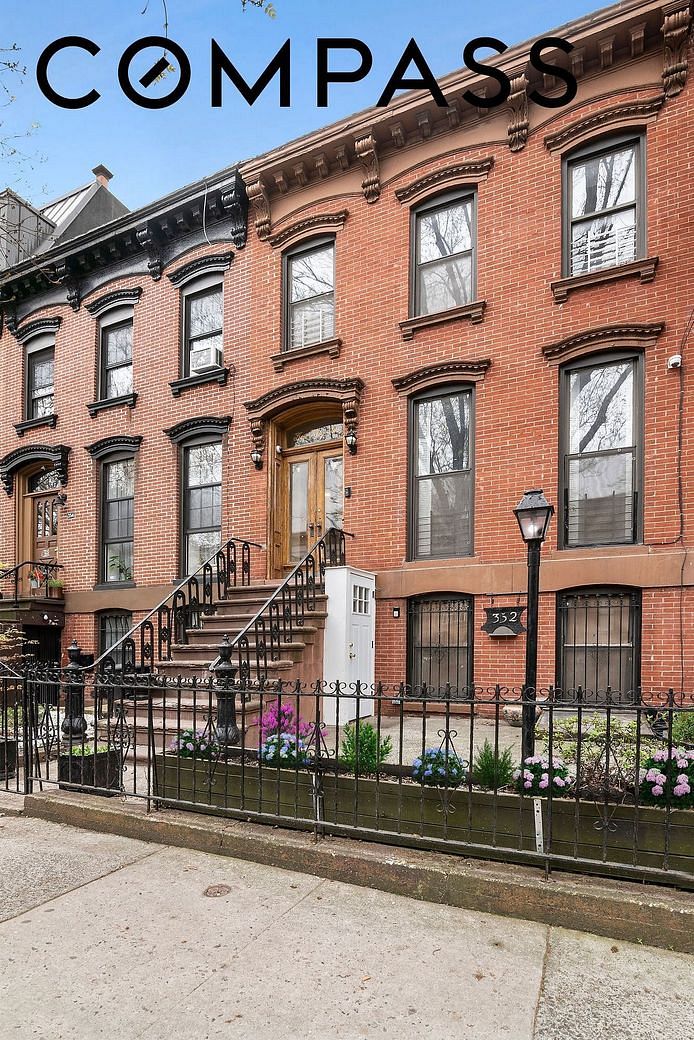 352 Halsey Street